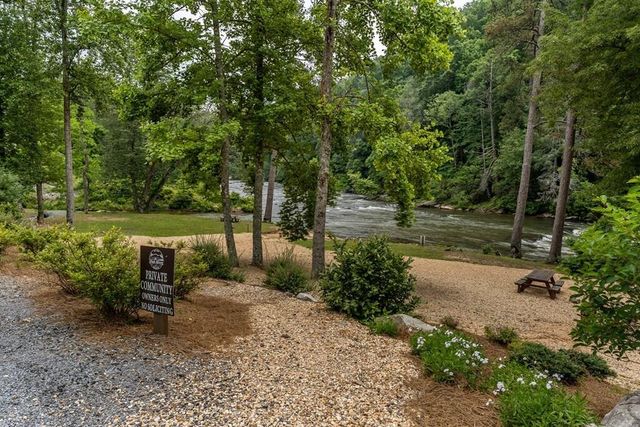 230 High River Landing, Ellijay, GA 30540