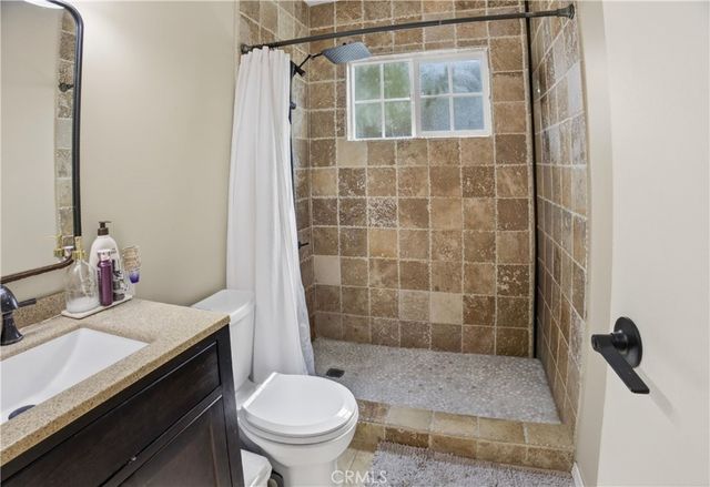 3274 Michigan, South Gate, CA 90280