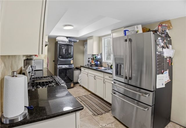 3274 Michigan, South Gate, CA 90280