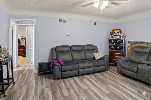 3274 Michigan, South Gate, CA 90280