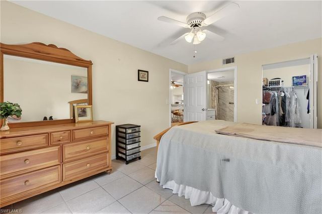 5725 Foxlake DR 5, North Fort Myers, FL 33917