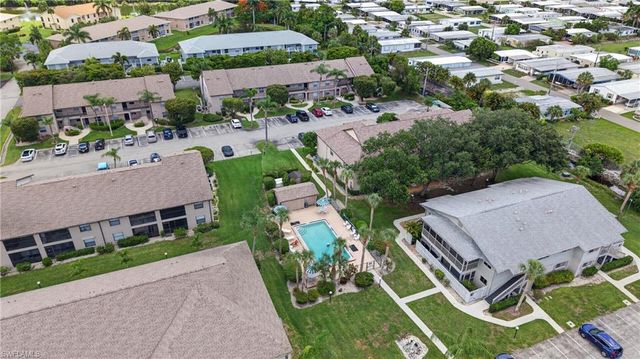 5725 Foxlake DR 5, North Fort Myers, FL 33917