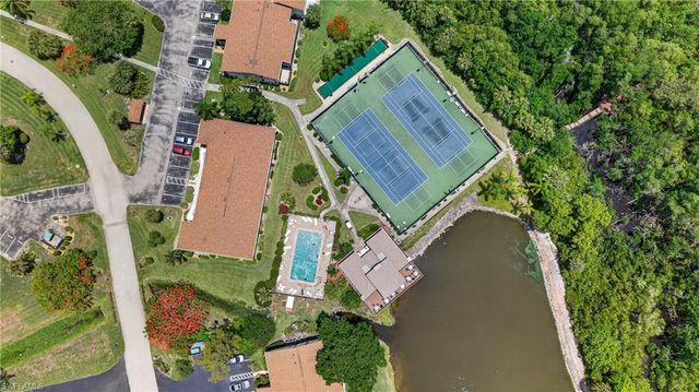 5725 Foxlake DR 5, North Fort Myers, FL 33917