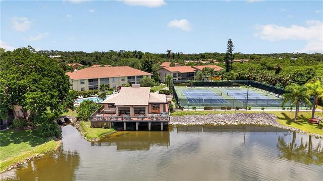 5725 Foxlake DR 5, North Fort Myers, FL 33917