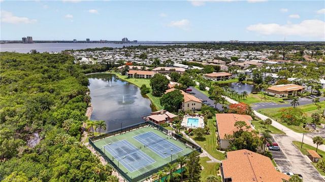 5725 Foxlake DR 5, North Fort Myers, FL 33917
