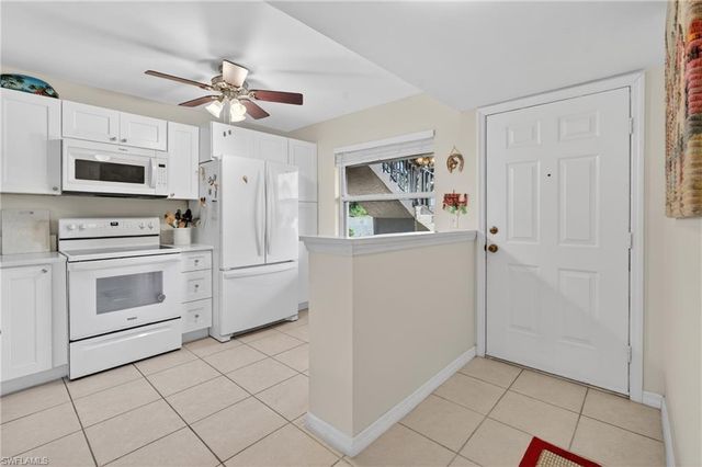 5725 Foxlake DR 5, North Fort Myers, FL 33917
