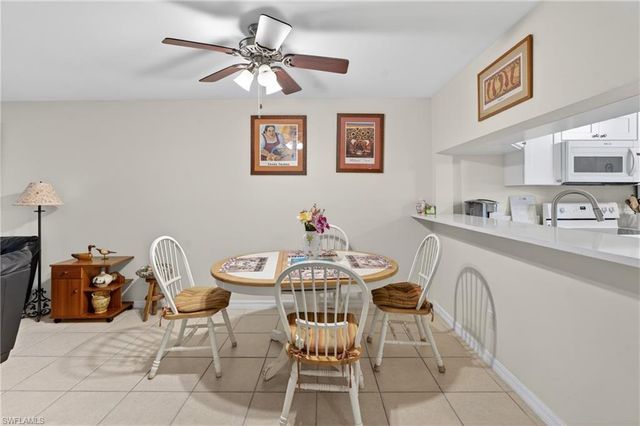 5725 Foxlake DR 5, North Fort Myers, FL 33917