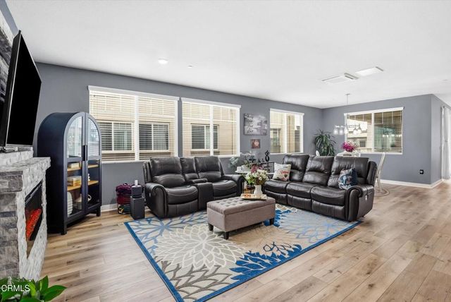 2820 Wagon Wheel Road 403, Oxnard, CA 93036
