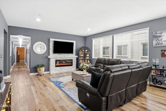 2820 Wagon Wheel Road 403, Oxnard, CA 93036