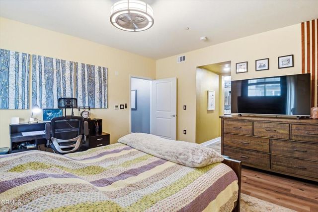 2820 Wagon Wheel Road 403, Oxnard, CA 93036