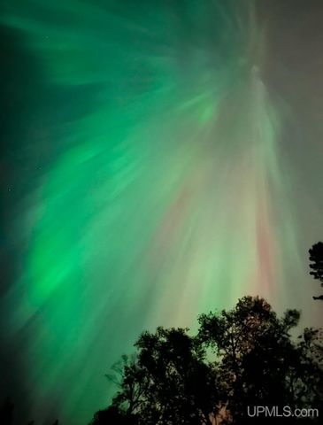 57487 Lakeshore Drive, Calumet, MI 49913