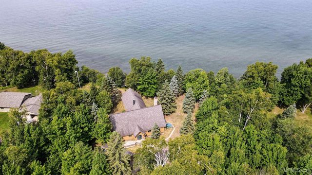 57487 Lakeshore Drive, Calumet, MI 49913