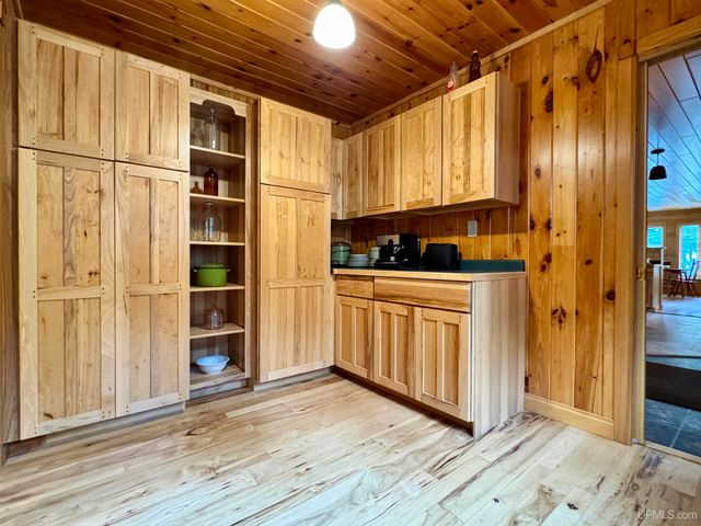 57487 Lakeshore Drive, Calumet, MI 49913