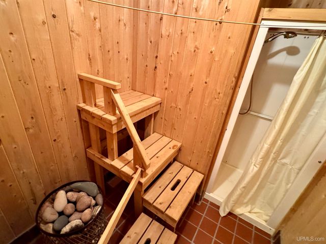 57487 Lakeshore Drive, Calumet, MI 49913