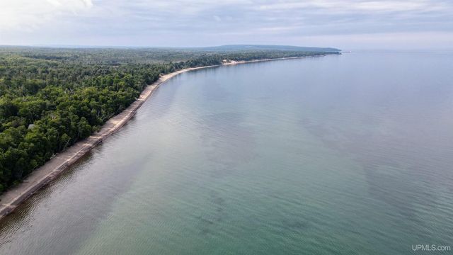 57487 Lakeshore Drive, Calumet, MI 49913