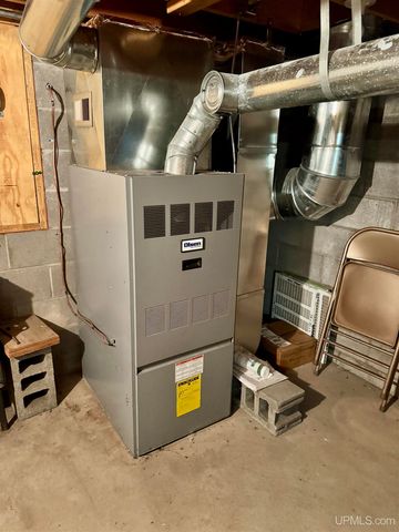 57487 Lakeshore Drive, Calumet, MI 49913