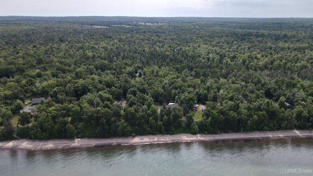 57487 Lakeshore Drive, Calumet, MI 49913