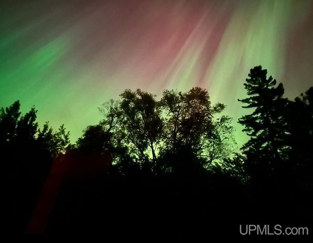 57487 Lakeshore Drive, Calumet, MI 49913