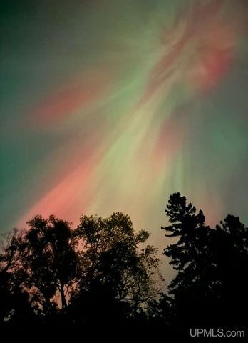 57487 Lakeshore Drive, Calumet, MI 49913