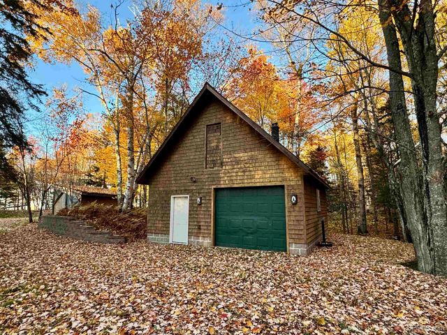 57487 Lakeshore Drive, Calumet, MI 49913