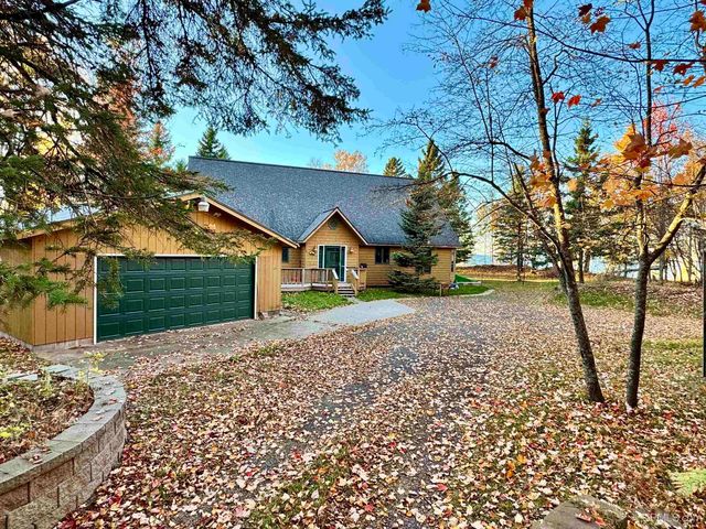 57487 Lakeshore Drive, Calumet, MI 49913