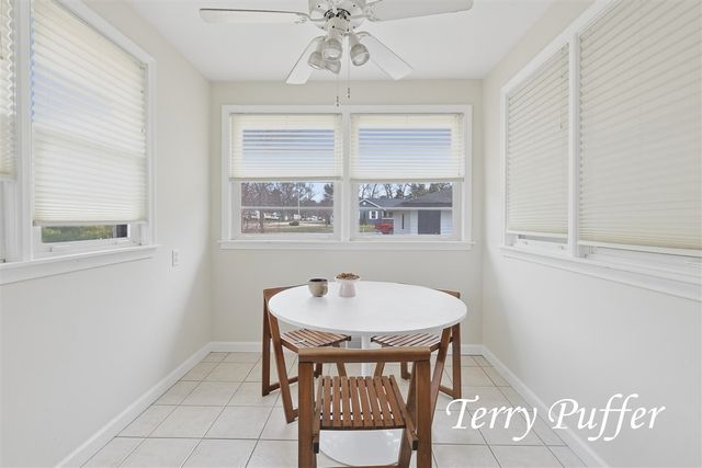 1559 Glenwood Avenue, Muskegon, MI 49445