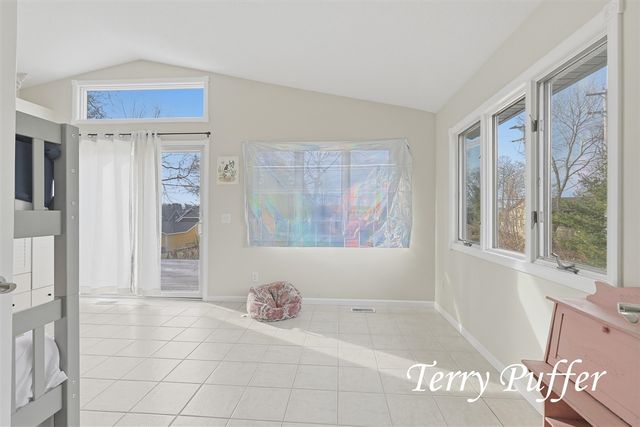 1559 Glenwood Avenue, Muskegon, MI 49445