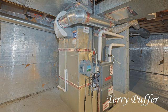 1559 Glenwood Avenue, Muskegon, MI 49445