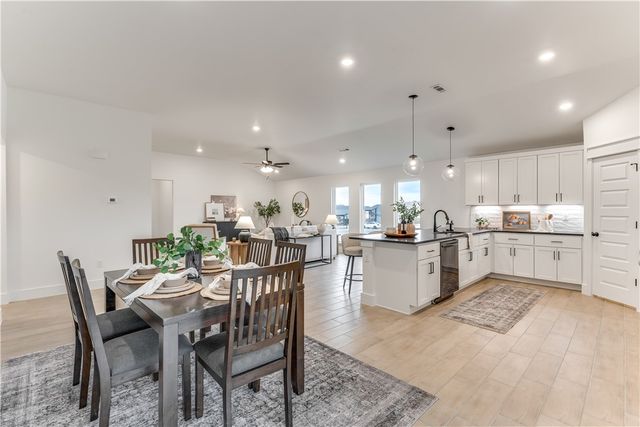 2809 Buckside Street, Springdale, AR 72762