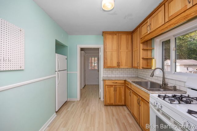 1635 Burton Street Se, City Of Grand Rapids, MI 49506