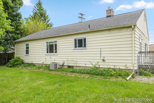 1635 Burton Street Se, City Of Grand Rapids, MI 49506