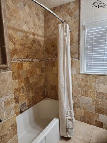 1645 ARDATH AVENUE, Wichita Falls, TX 76301