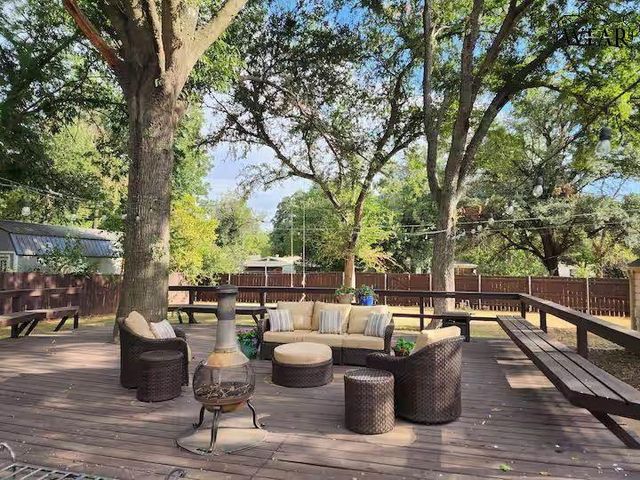 1645 ARDATH AVENUE, Wichita Falls, TX 76301