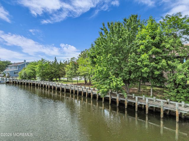 49 N Cherokee Lane, Brick, NJ 08724