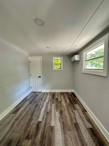 1021 E CAYUGA STREET, Tampa, FL 33603