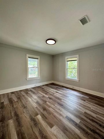 1021 E CAYUGA STREET, Tampa, FL 33603