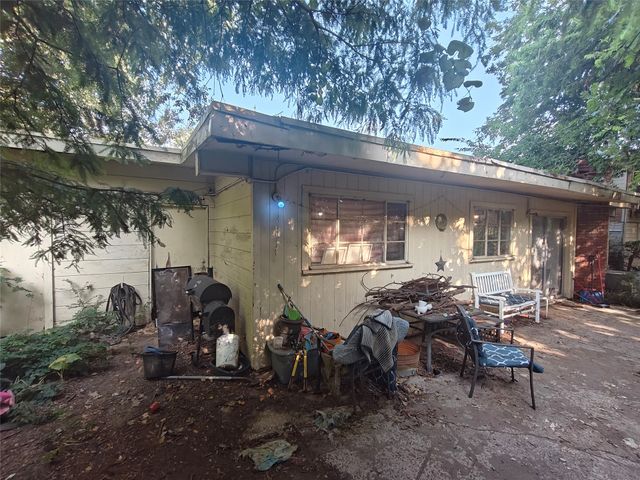 866 N Union East Place, Tulsa, OK 74127