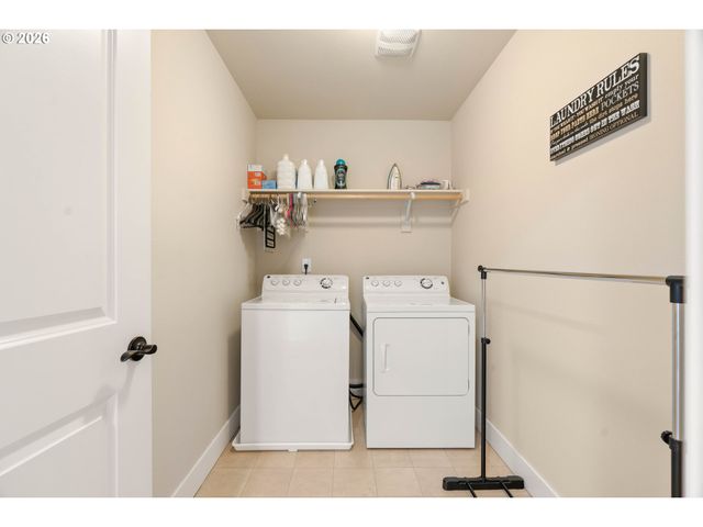 526 Ne 77TH Ave, Hillsboro, OR 97124