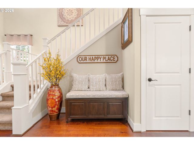 526 Ne 77TH Ave, Hillsboro, OR 97124
