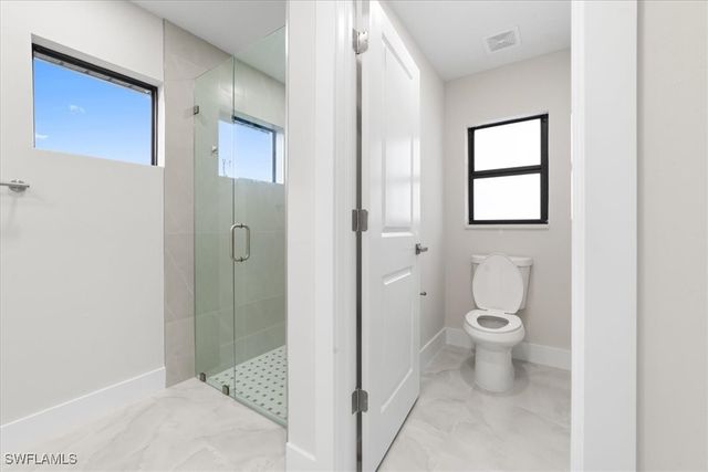 3202 8th ST SW, Lehigh Acres, FL 33976