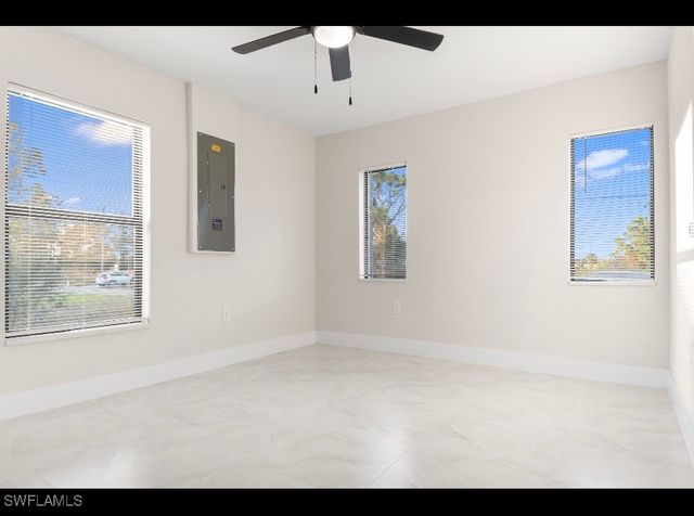 3202 8th ST SW, Lehigh Acres, FL 33976