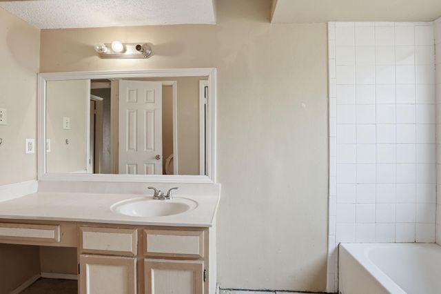 4127 Barnwell Drive, Houston, TX 77082