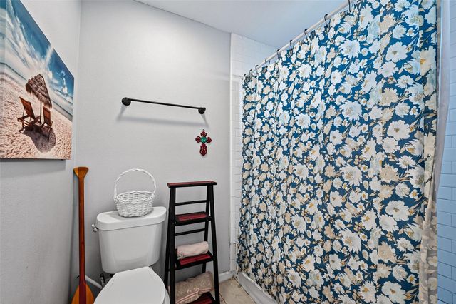 2110 Hillshire Drive, Deer Park, TX 77536