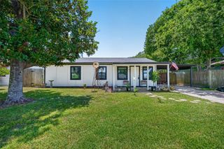 2110 Hillshire Drive, Deer Park, TX 77536