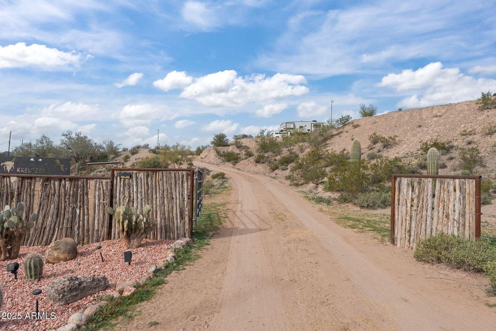42710 W Highway 60 --, Morristown, AZ 85342 — photo 3