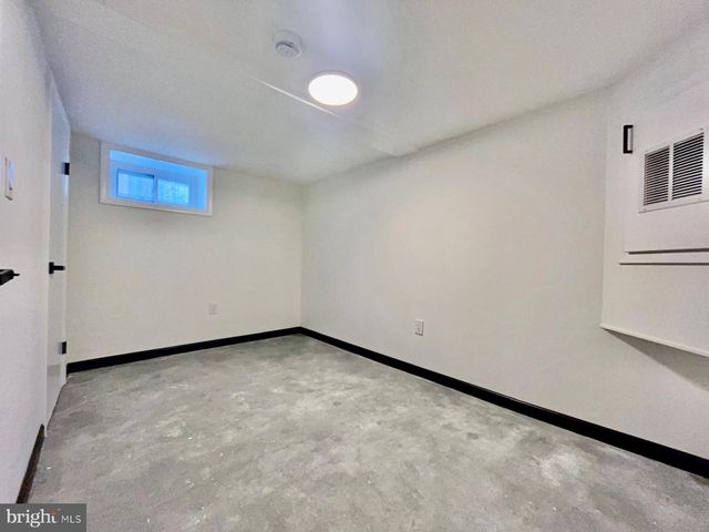 4003 OAKFORD AVE, Baltimore, MD 21215