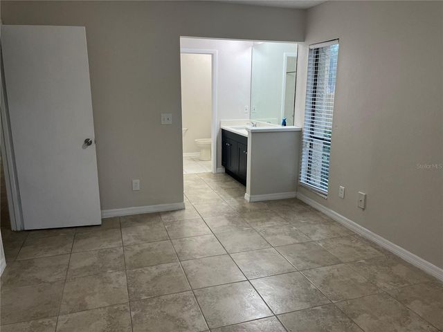 4372 MIDDLEBROOK ROAD 4372, Orlando, FL 32811