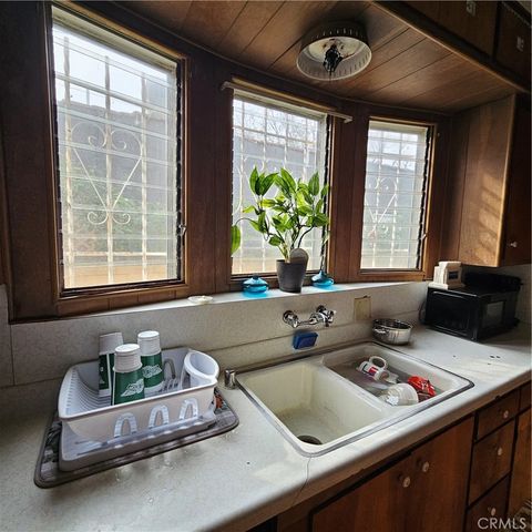 3712 Wellington Road, Los Angeles, CA 90016