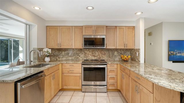 626 46TH STREET, Sarasota, FL 34234