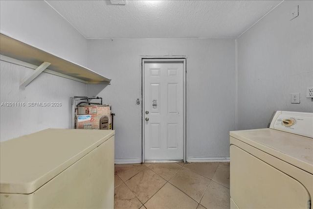 837 30th St, West Palm Beach, FL 33407